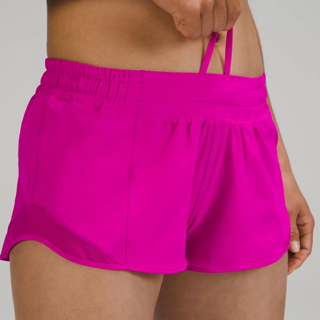 Lululemon Hotty Hot Lr 2.5” Shorts In Purple Highlight Size 4
